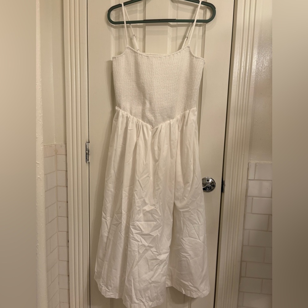 abercrombie & fitch dipped-waist smocked midi dress - Picture 3 of 6